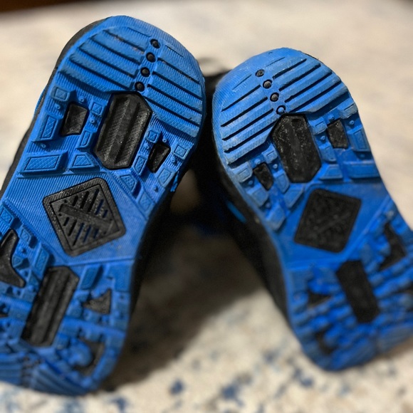 Junior snowboard boots size 20.5/2 - Picture 3 of 5